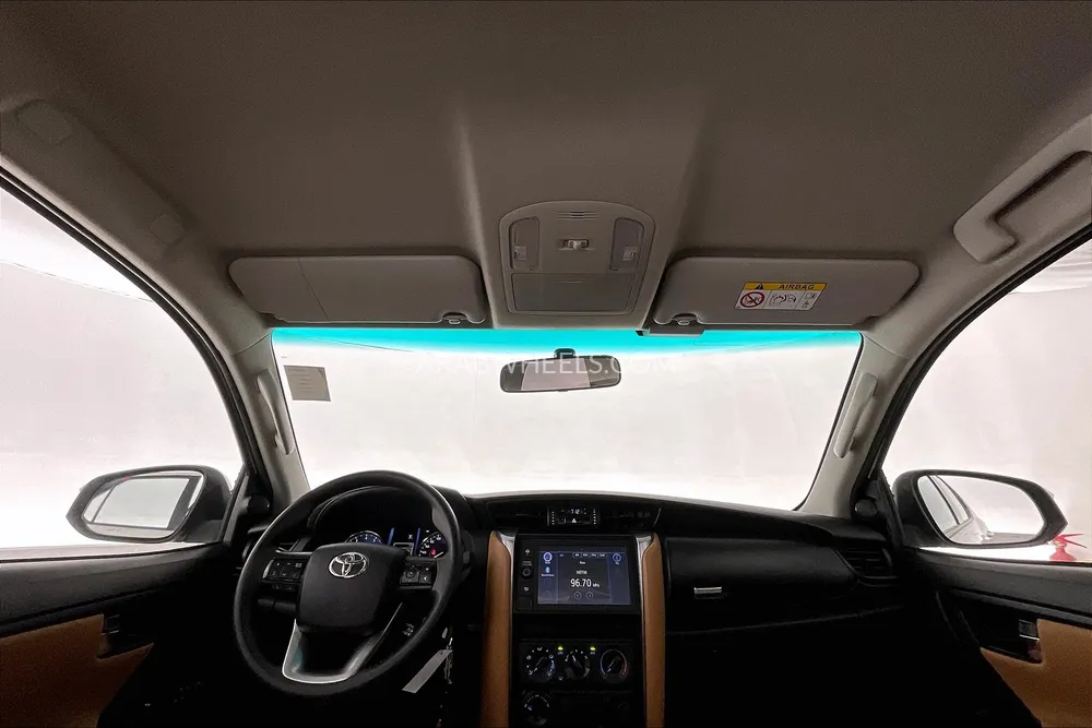 تويوتا فورتشنر 2022 for Sale in الشارقة Image-38