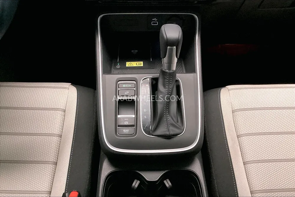 Honda CR-V 2024 for Sale in Sharjah Image-16