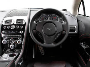 أستون مارتن Rapide الداخلية 