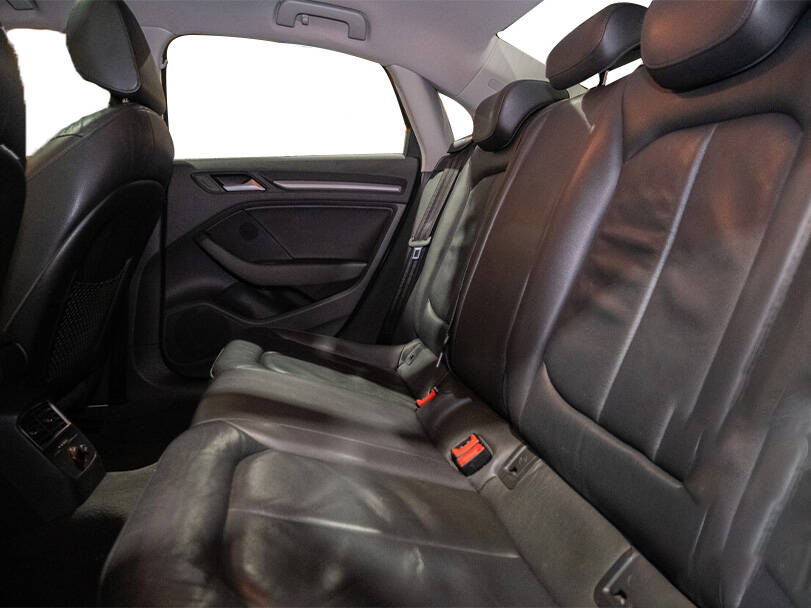 أودي A3 الداخلية 