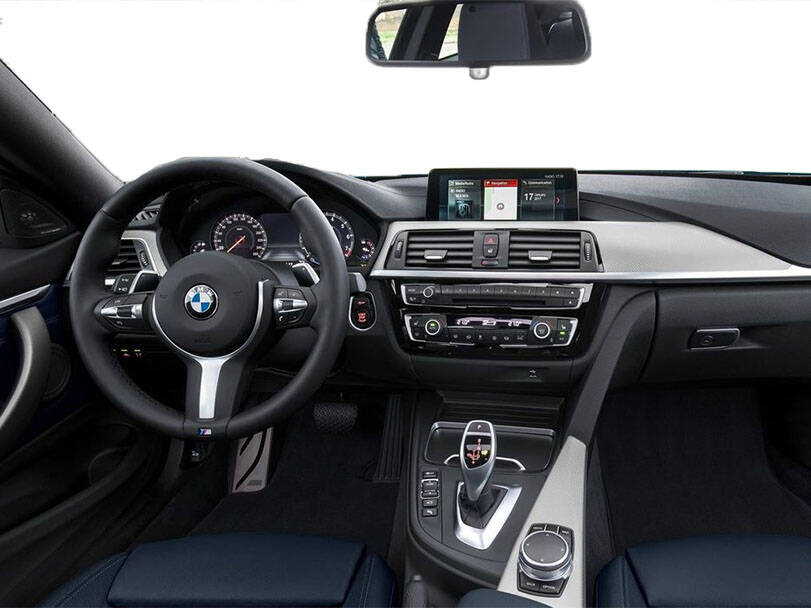 بي إم دبليو الفئة الرابعة الجيل الأول (F32) الداخلية 