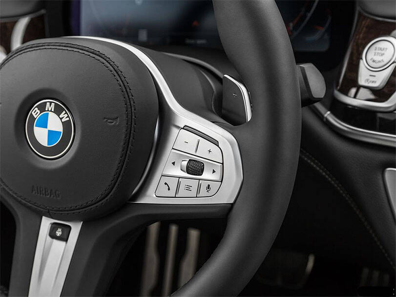 بي إم دبليو الفئة السابعة الجيل السادس (G11) الداخلية 