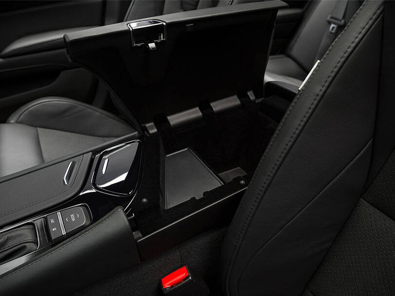 Cadillac CTS Interior 