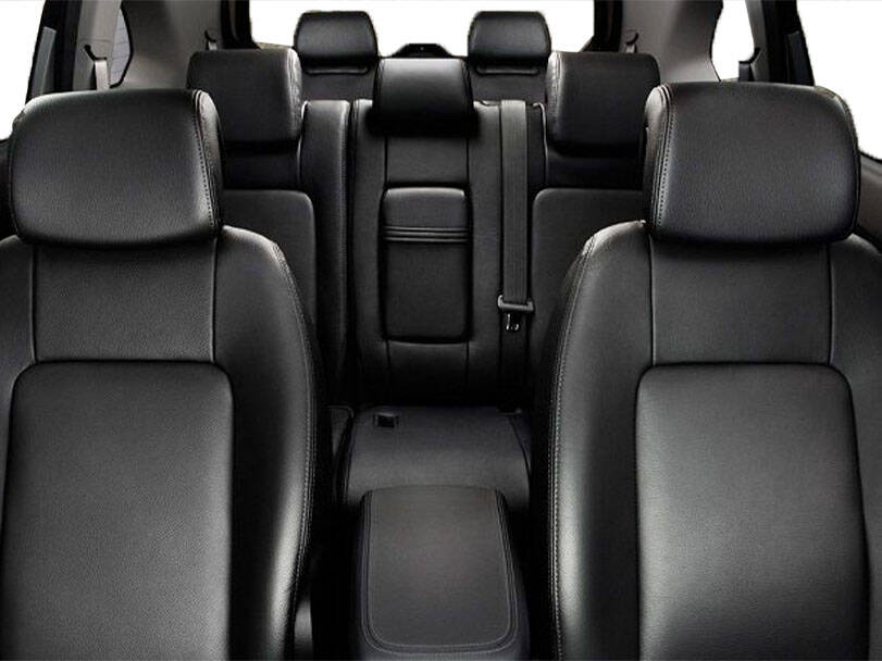 Chevrolet Captiva 1st (C100) Generation Interior 