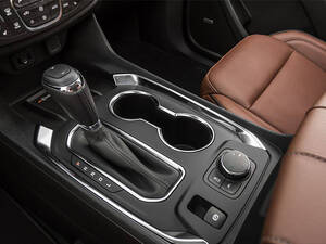 شيفروليه ترافرس الداخلية 