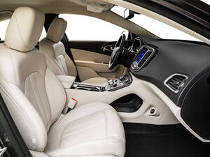 Chrysler 200 Interior 