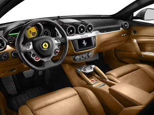 فيراري FF الداخلية 