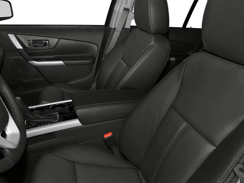 فورد إيدج الجيل الأول الداخلية 