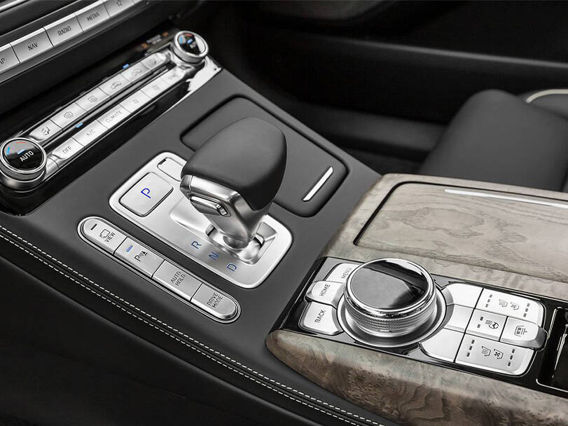 Genesis G90 2025 Interior 