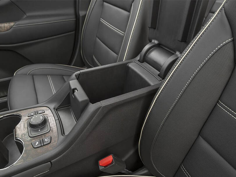 GMC Acadia Interior 