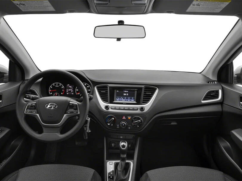 Hyundai Accent Interior 