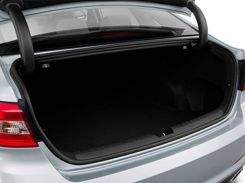 Hyundai Sonata 7th (LF) Generation Pictures: Explore 16 Images of Interior and Exterior Image-2