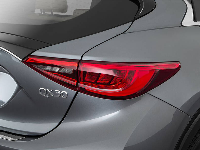 Infiniti Q30