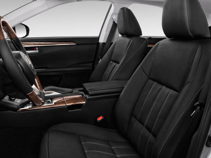 Lexus ES Interior 
