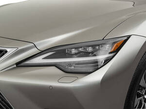 لكزس LS الخارجية 