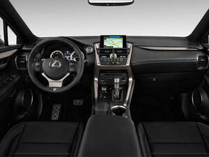 لكزس NX الداخلية 