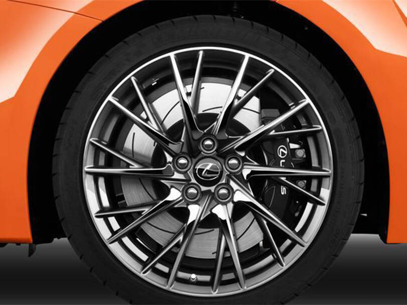 لكزس RC F الخارجية 