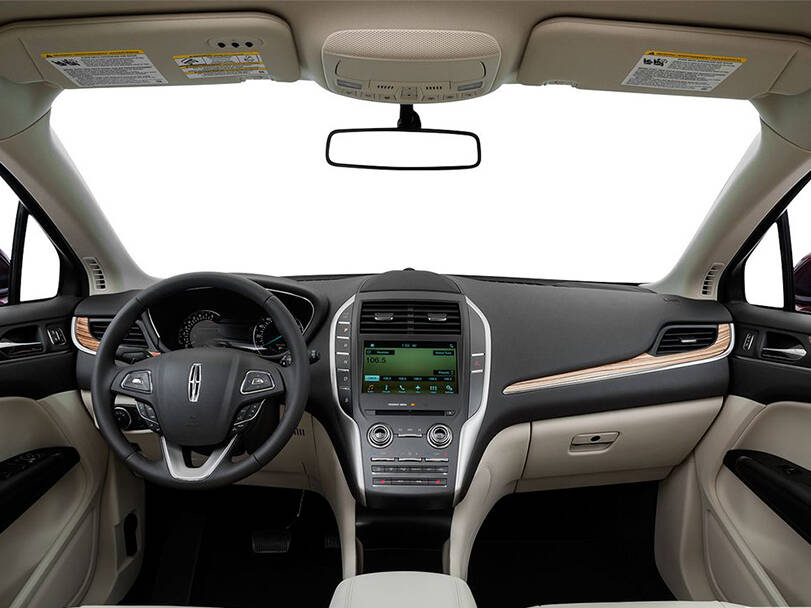 لينكون MKC 2025 صور، واستكشاف 19 صور داخلية وخارجية Image-16