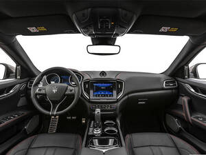 مازيراتي جيبلي الداخلية 