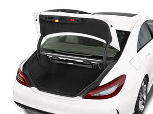 مرسيدس بنز CLS Class الداخلية 