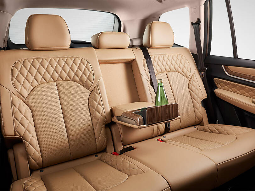 MG RX8 2025 Interior 