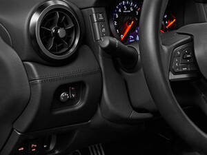 نيسان GT-R الداخلية 