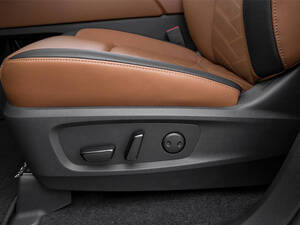 نيسان باثفايندر الداخلية 