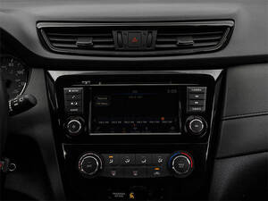 Nissan X-Trail Interior 