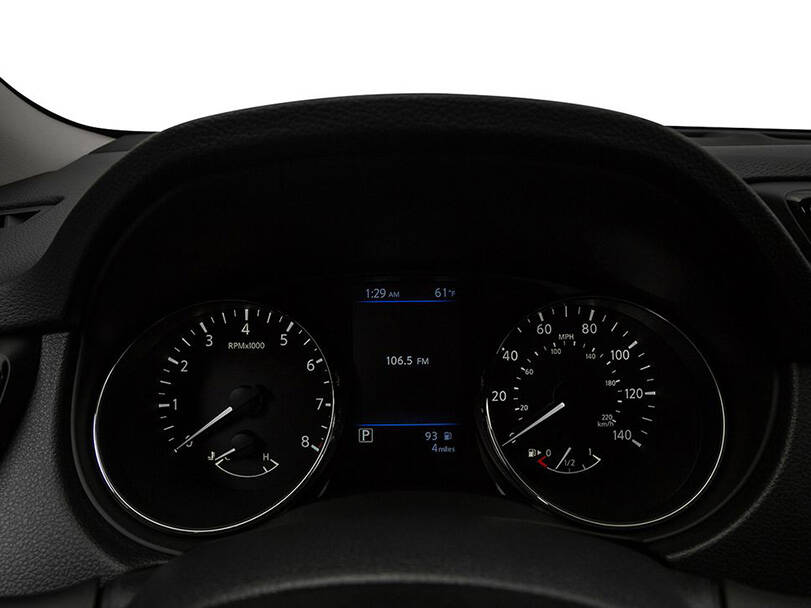 Nissan X-Trail Interior 