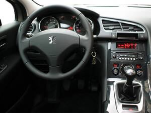 بيجو 3008 الداخلية 