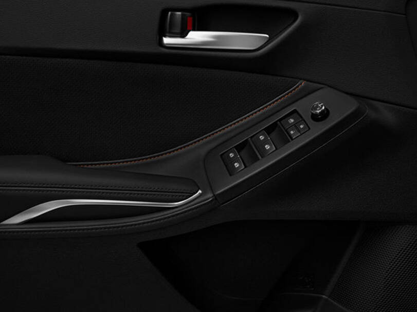 تويوتا أفالون الداخلية 