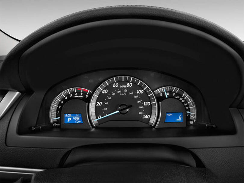 تويوتا كامري XV50 الداخلية 