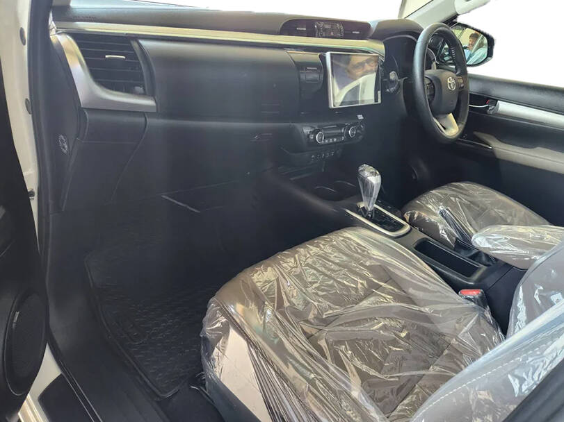Toyota Hilux 2025 Interior 