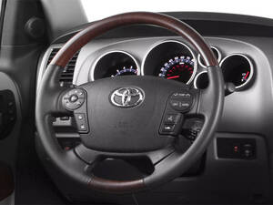 تويوتا سيكويا الداخلية 