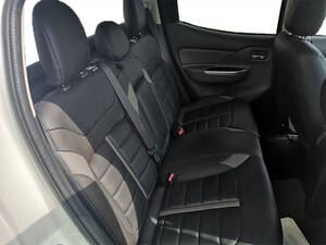 ميتسوبيشي L200 الداخلية 