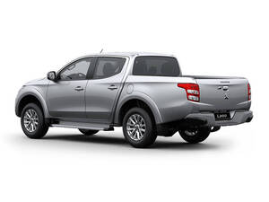 ميتسوبيشي L200 الخارجية 