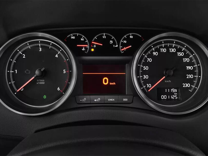 بيجو 508 الجيل الأول (W23) صور داخلية وخارجية Image-15