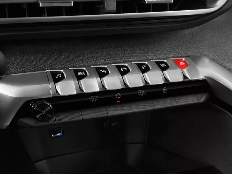 بيجو 5008 الداخلية 