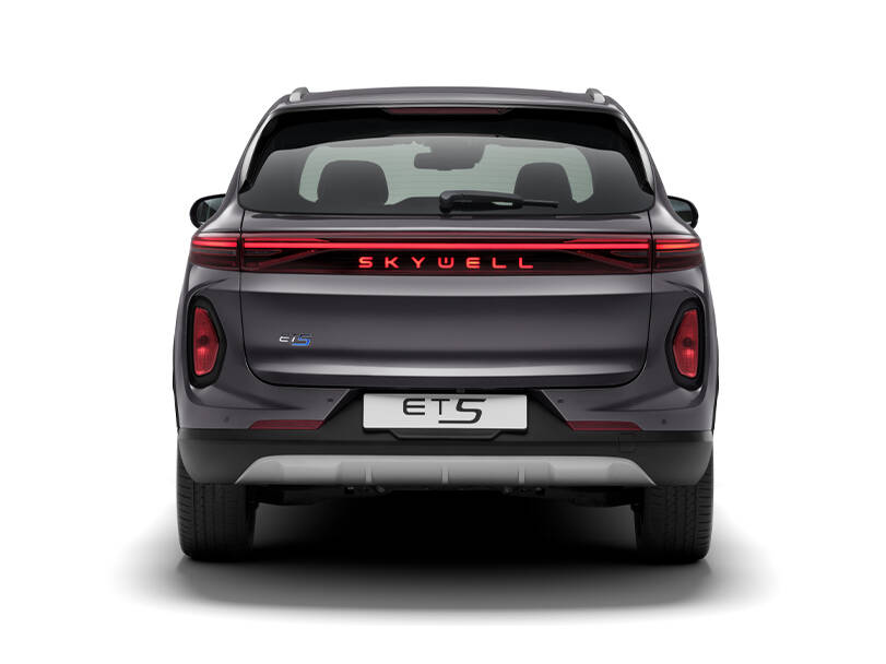 سكاي ويل ET5 2025 صور، واستكشاف 12 صور داخلية وخارجية Image-3