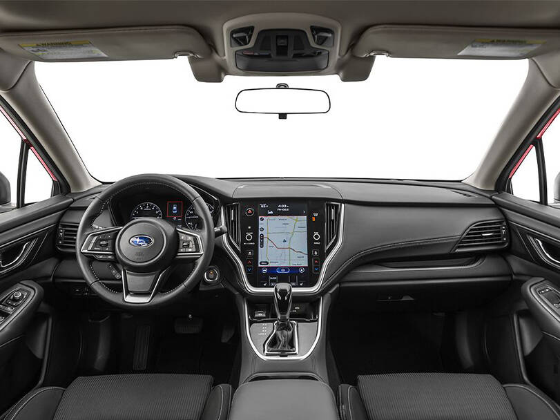 سوبارو ليجاسي الداخلية 