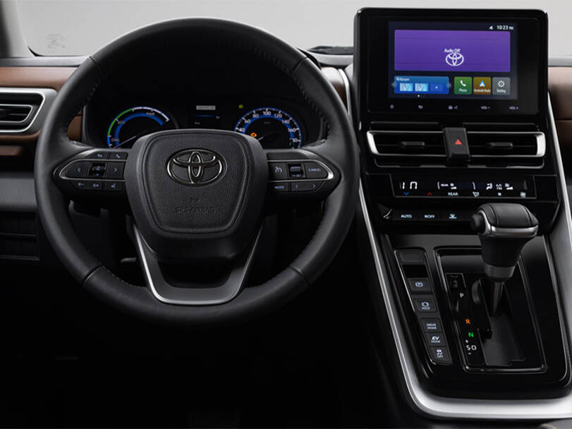Toyota Innova 2025 Interior 
