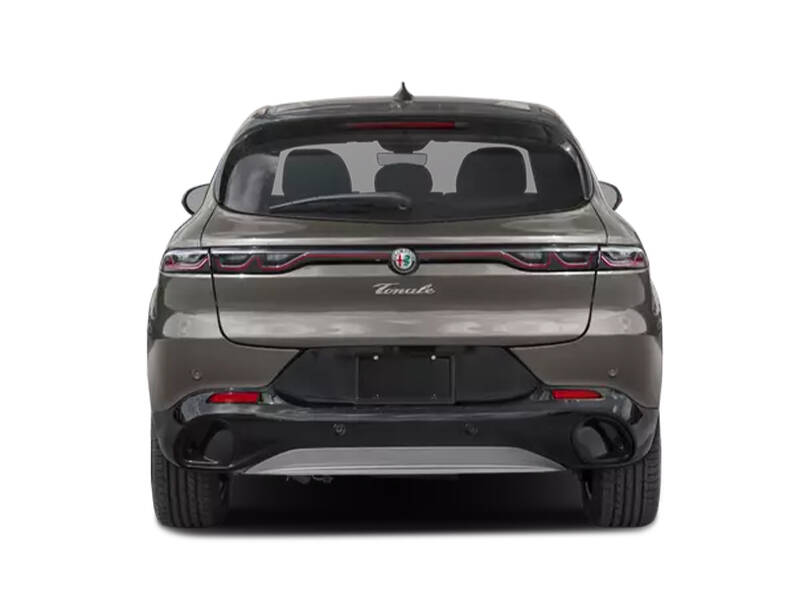 Alfa Romeo Tonale 2026 Images, Explore 17 Photos of Interior and Exterior Image-9