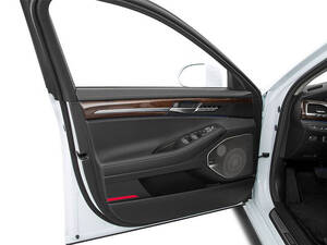 Genesis G90 Interior 