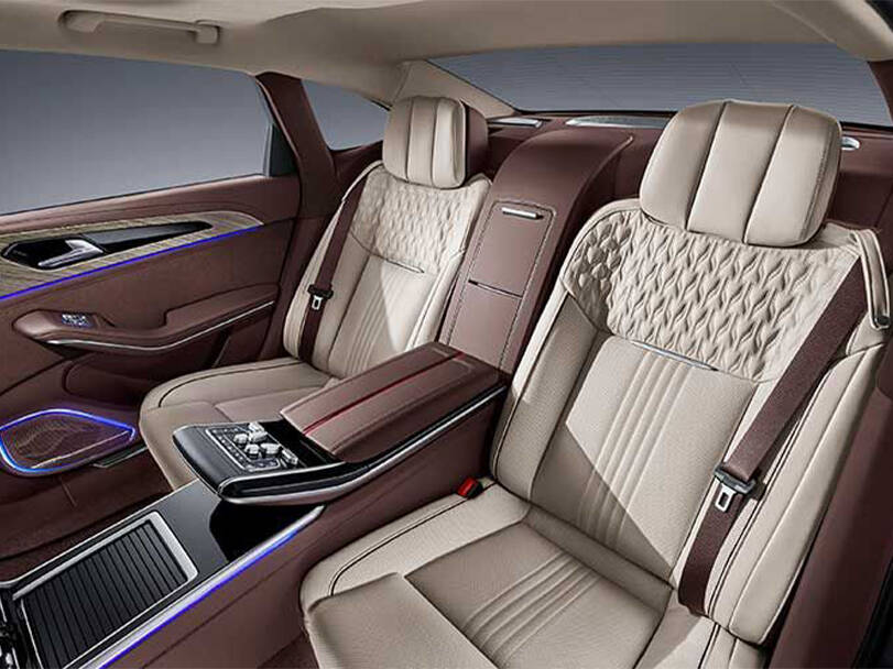 Hongqi H9 2026 Images, Explore 11 Photos of Interior and Exterior Image-11