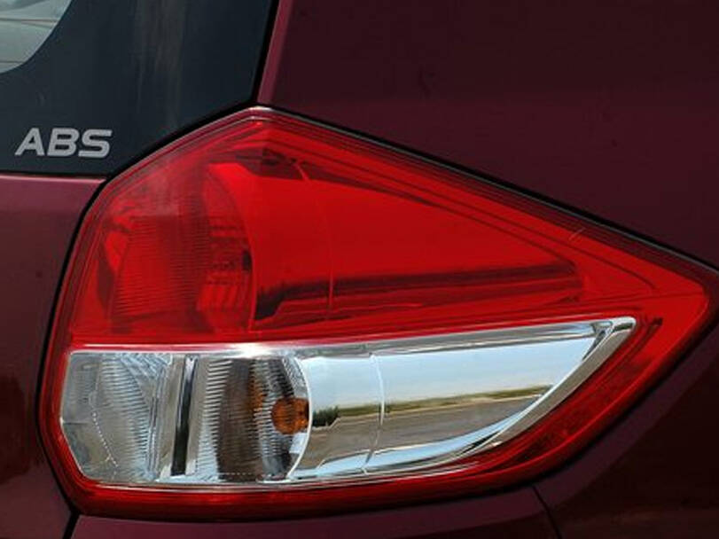 Suzuki Ertiga 1st Generation Exterior 