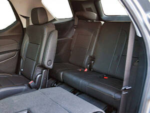 شيفروليه ترافرس الداخلية 3rd row Seats
