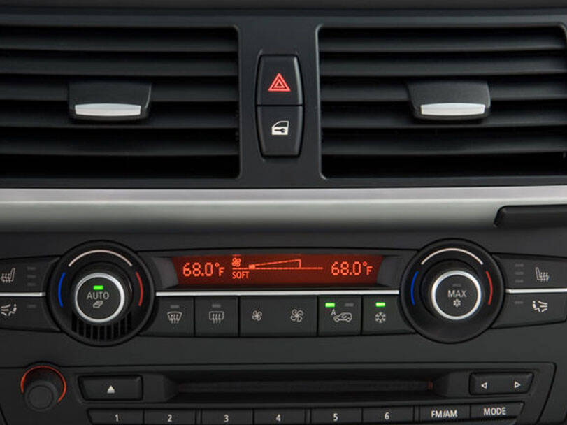 BMW X5 2nd (E70) Generation Interior 