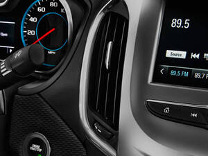Chevrolet Cruze Interior 