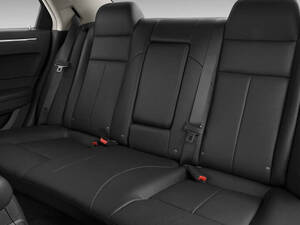 Chrysler 300 Interior 