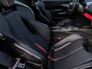 فيراري 296 GTB الداخلية 